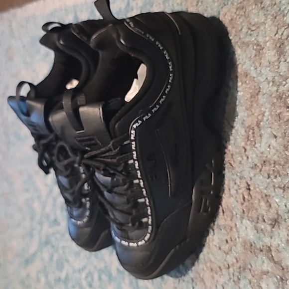 Shoes - Picture 2 of 3